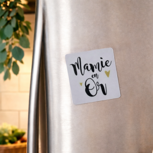 Magnet mamie en or